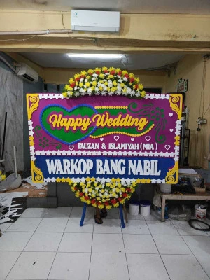 Papan Bunga di Cangakan Karanganyar